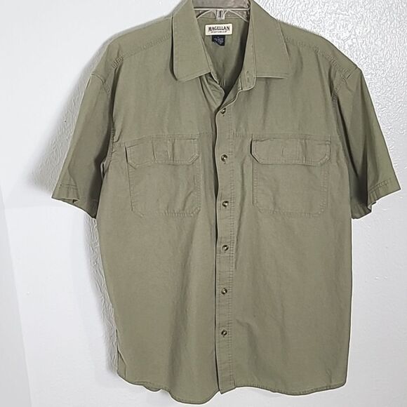 Magellan Outdoors Other - Magellan Army Green Buttondown Shirt, Short Sleeves, Size Large
